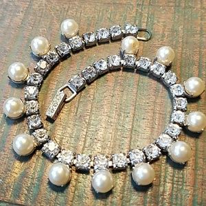 OLD Glamorous pearl & rhinestone bracelet